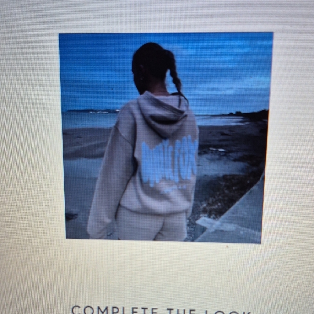 White Fox Boutique , the color is Dove